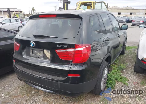 2014 BMW X3 xDrive28I z USA, uszkodzony, nr VIN 5UXWX9C56E0D31871